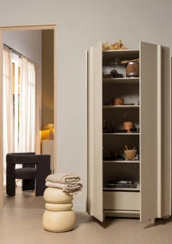 WOOOD Garderobenschrank »Basu Mehrzweckschrank Vitrine« viel Stauraum 2 Türen, H 210 cm x B 101 cm