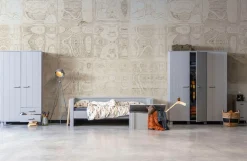 WOOOD Garderobenschrank »Dennis FSC®-Kiefernholz gebürstet lackiert, H 202 x B 111 x T 55 cm« Wandbefestigung empfohlen, mit Wasserlack gespritzt, Pfleiglleicht