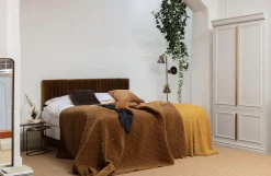 WOOOD Garderobenschrank »OrganizeFSC®-Kiefernholz mit Zierleisten-Türen und Metallgriffen« H 215 x B 110 x T 62 cm, Wandbefestigung empfohlen, pfleigleicht