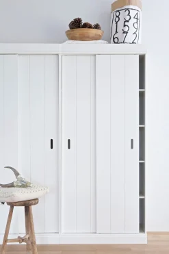 WOOOD Garderobenschrank »Row FSC®-Kiefernholz gebürstet mit Schiebetüren H 195 x B 85 x T 44 cm« Tragkraft 15 kg pro Boden, nebeneinander kombinierbar, pfleigleicht