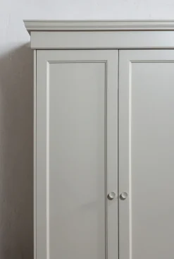 WOOOD Kleiderschrank »Olivia FSC®-Kiefernholz mit Hängebereich, H 212 x B 171 x T 63 cm« Tragkraft 10 kg pro Boden, Einlegeboden-Optionspakete erhältlich