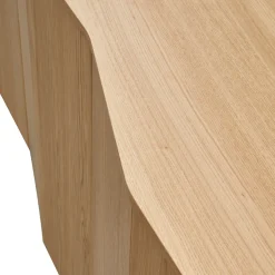 WOOOD Kommode Sideboard aus Eichenfurnier mit zeitlosem Design und Maserung