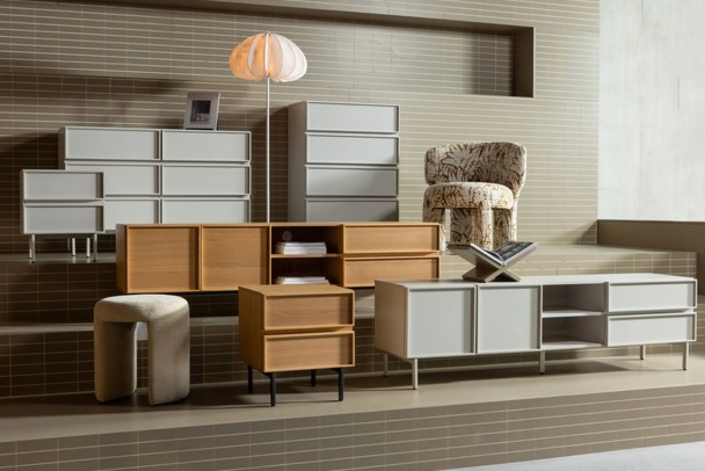 WOOOD Sideboard »Tours mit Melamin-MDF und sichtbare Maserung B 70 x T 42 x H 102 cm« Tragkraft Deckplatte 50 kg, kratz- und hitzebeständige Oberfläche