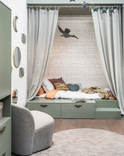WOOOD Stauraumbett »Stage Massivholz FSC®-Kiefernholz mit Trittstufen 204 x 131 x 35 cm« Rollauszüge mit Ledergriff, breite Holzkante, Matratzenmaß 80x200 cm