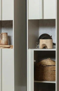 WOOOD Vitrine »Basu Smalle Hochschrank« 2 Türen, 1 Schublade, H 210 cm x B 40 cm
