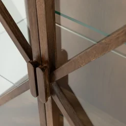 WOOOD Vitrine »Kella Mangoholz mit Glastüren und Glasablagen B 100 x D 44 x H 132 cm« Wandbefestigung empfohlen, Tragkraft 5–7 kg pro Glasboden