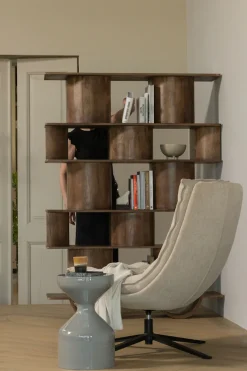 WOOOD Wandregal »Sinne mit Massivmangoholz und abgerundeten Fächern 130 x 35 x 180 cm« Abgerundete Beine, Tragkraft 36 kg, einfach zu montieren