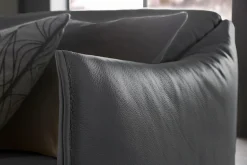W.SCHILLIG Cocktailsessel »sally Design-Sessel, bequem und zeitlos, tolle Verarbeitungsdetails« mit Metallfüßen in Bronze pulverbeschichtet