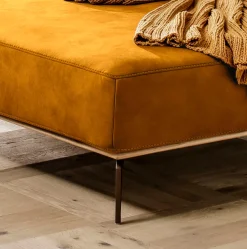 W.SCHILLIG Ecksofa »run, Designsofa mit tollem Sitzkomfort, bequem, L-Form« mit Holzsockel, Füße in Bronze pulverbeschichtet, Breite 319 cm