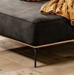 W.SCHILLIG Ecksofa »run, Designsofa mit tollem Sitzkomfort, bequem, L-Form« mit Holzsockel, Füße in Schwarz pulverbeschichtet, Breite 319 cm