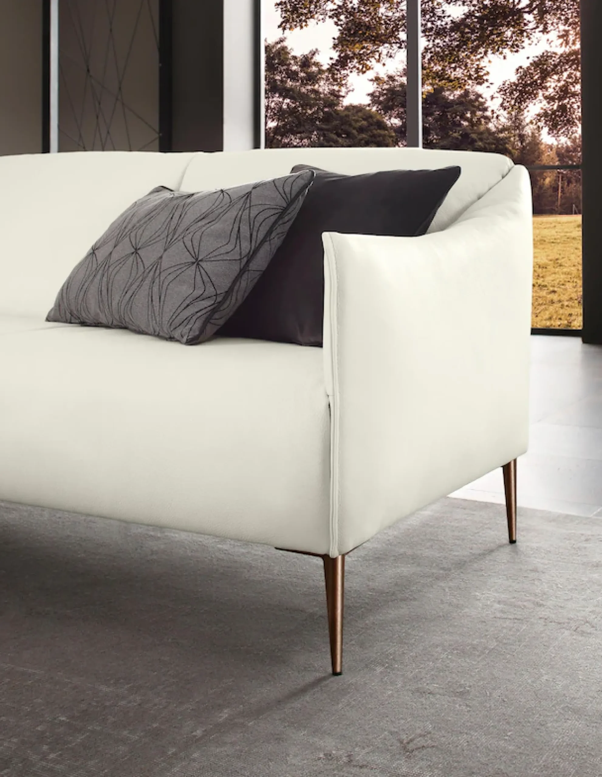 W.SCHILLIG 2,5-Sitzer »sally Designsofa, Loungesofa, bequem, schmale Armlehnen, Breite 174cm« mit Metallfüßen in Bronze pulverbeschichtet, Breite 174 cm